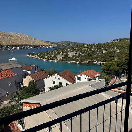 Panorama *